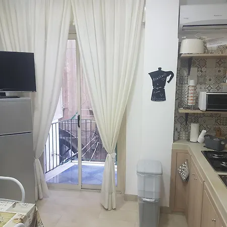 Reginahouse شقة نابولي